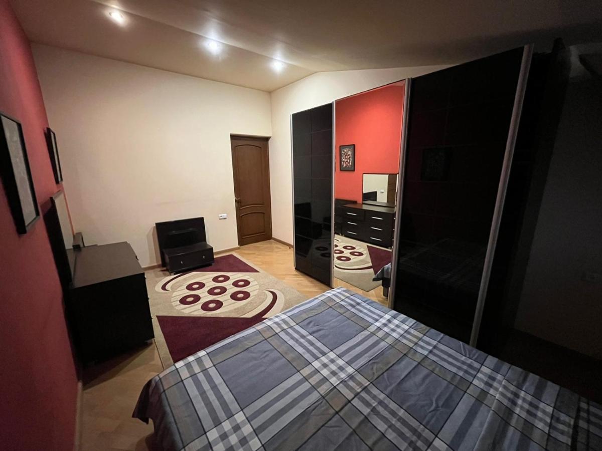 Amigo Guest House Yerevan Exterior photo